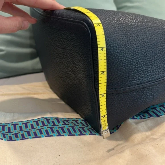 Tory Burch Perry Tote in Navy Blue with Gold Hardware - Picture 8 of 11